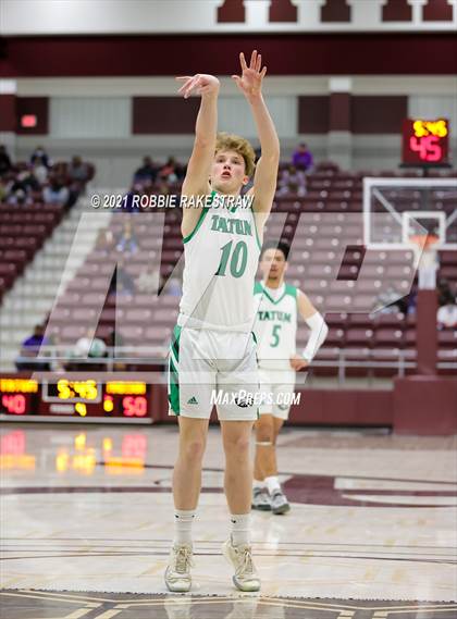 Thumbnail 1 in Tatum vs. Madison (UIL 3A Regional Finals) photogallery.