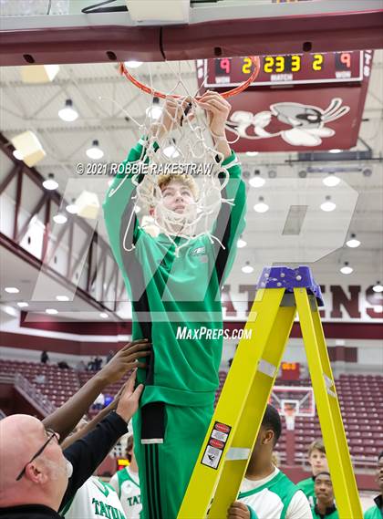 Thumbnail 2 in Tatum vs. Madison (UIL 3A Regional Finals) photogallery.