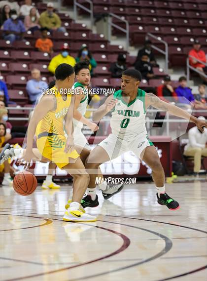 Thumbnail 1 in Tatum vs. Madison (UIL 3A Regional Finals) photogallery.
