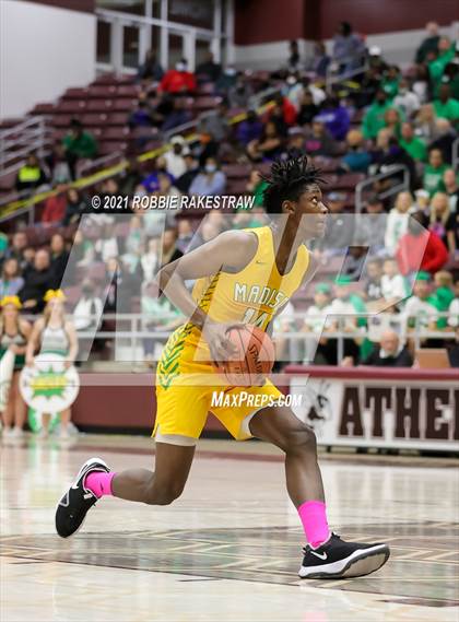 Thumbnail 2 in Tatum vs. Madison (UIL 3A Regional Finals) photogallery.