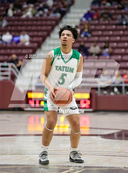 Thumbnail 2 in Tatum vs. Madison (UIL 3A Regional Finals) photogallery.