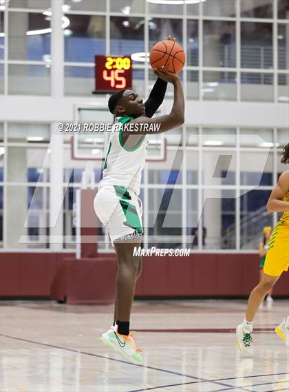 Thumbnail 3 in Tatum vs. Madison (UIL 3A Regional Finals) photogallery.