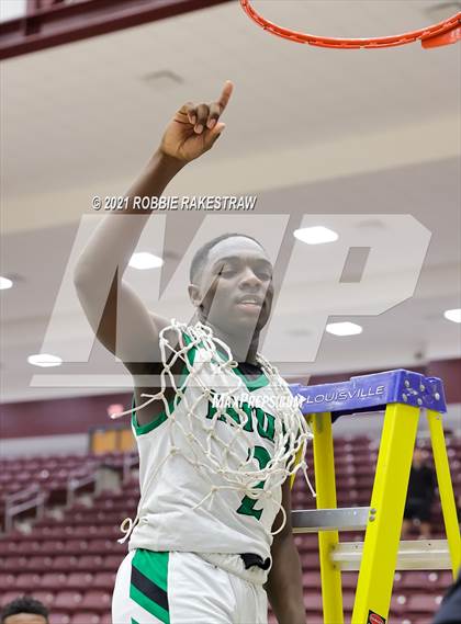 Thumbnail 1 in Tatum vs. Madison (UIL 3A Regional Finals) photogallery.