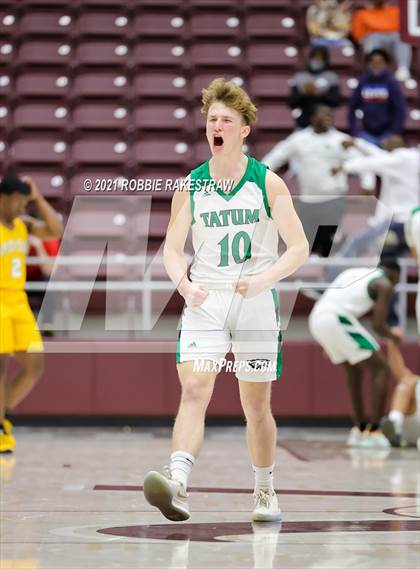 Thumbnail 3 in Tatum vs. Madison (UIL 3A Regional Finals) photogallery.