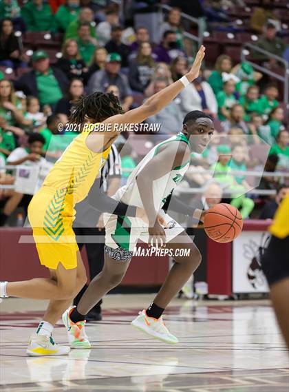 Thumbnail 3 in Tatum vs. Madison (UIL 3A Regional Finals) photogallery.