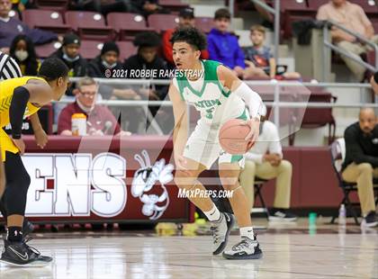 Thumbnail 1 in Tatum vs. Madison (UIL 3A Regional Finals) photogallery.