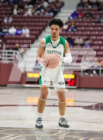 Thumbnail 1 in Tatum vs. Madison (UIL 3A Regional Finals) photogallery.