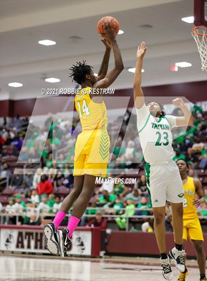 Thumbnail 3 in Tatum vs. Madison (UIL 3A Regional Finals) photogallery.