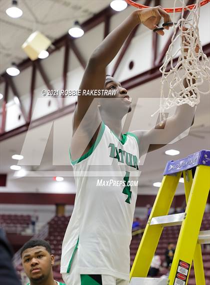 Thumbnail 2 in Tatum vs. Madison (UIL 3A Regional Finals) photogallery.