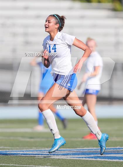 Thumbnail 2 in San Dimas vs. El Segundo (D4 CIF SS Final) photogallery.