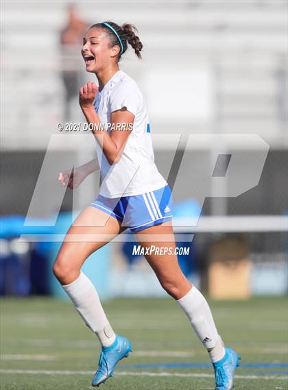 Thumbnail 1 in San Dimas vs. El Segundo (D4 CIF SS Final) photogallery.
