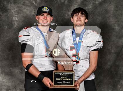 Thumbnail 2 in Summerville (CIF State DIV 6A Championship Trophy Award Photos) photogallery.