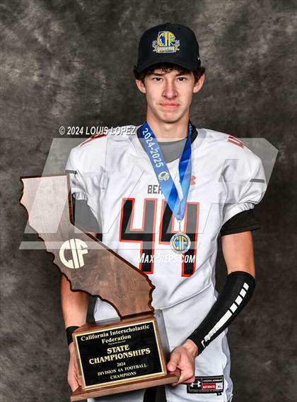 Thumbnail 1 in Summerville (CIF State DIV 6A Championship Trophy Award Photos) photogallery.