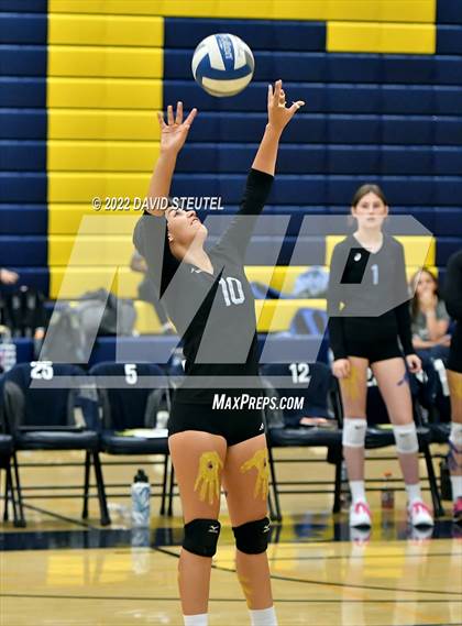 Thumbnail 3 in Monterey Trail @ River City photogallery.