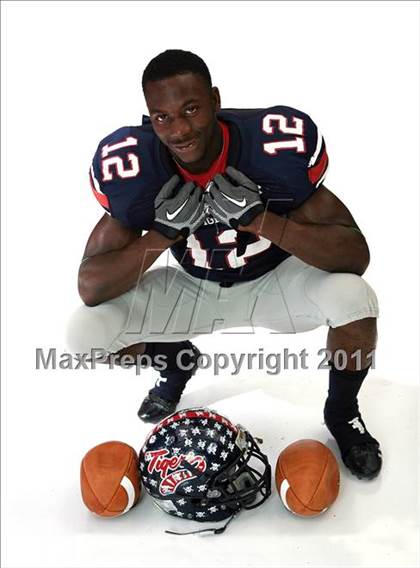 Thumbnail 1 in South Panola (Top 25 Photo Shoot) photogallery.