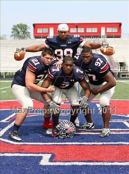 Thumbnail 1 in South Panola (Top 25 Photo Shoot) photogallery.