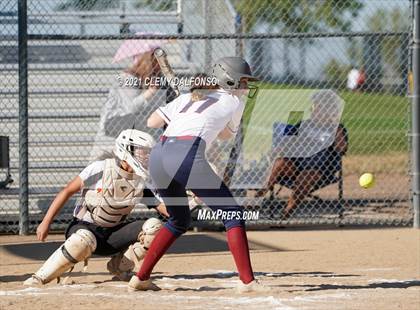 Thumbnail 3 in Lakewood @ Dakota Ridge photogallery.