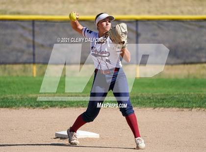 Thumbnail 3 in Lakewood @ Dakota Ridge photogallery.