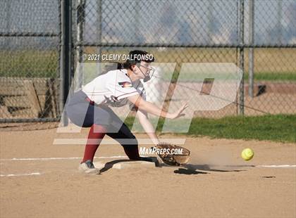 Thumbnail 3 in Lakewood @ Dakota Ridge photogallery.