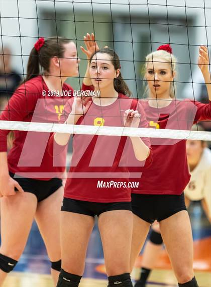 Thumbnail 3 in Mammoth vs. Kerman (CIF CS D5 Final) photogallery.