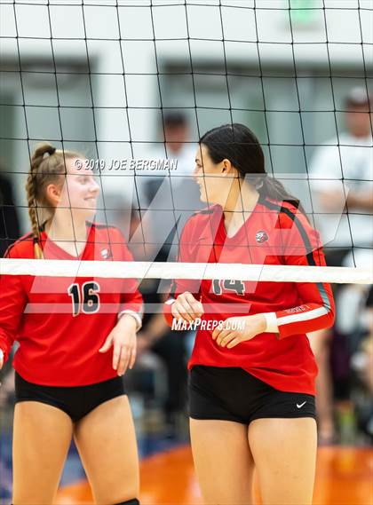 Thumbnail 3 in Mammoth vs. Kerman (CIF CS D5 Final) photogallery.