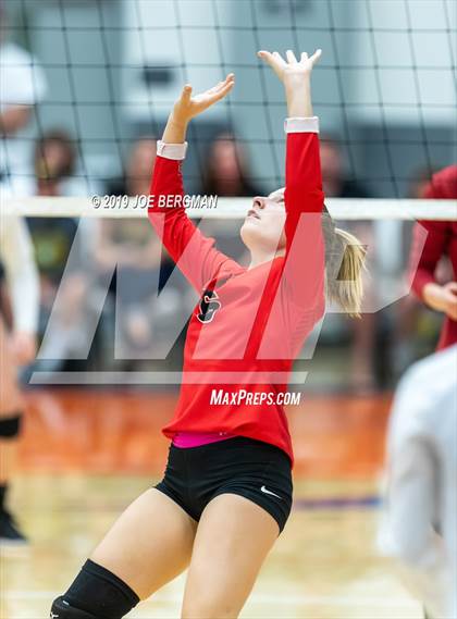 Thumbnail 3 in Mammoth vs. Kerman (CIF CS D5 Final) photogallery.