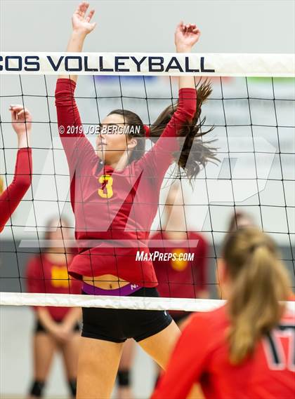 Thumbnail 2 in Mammoth vs. Kerman (CIF CS D5 Final) photogallery.