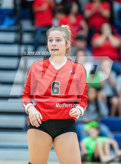 Thumbnail 1 in Mammoth vs. Kerman (CIF CS D5 Final) photogallery.
