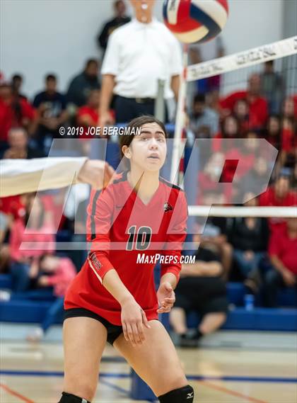 Thumbnail 3 in Mammoth vs. Kerman (CIF CS D5 Final) photogallery.