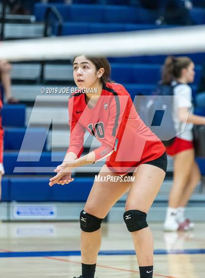 Thumbnail 3 in Mammoth vs. Kerman (CIF CS D5 Final) photogallery.