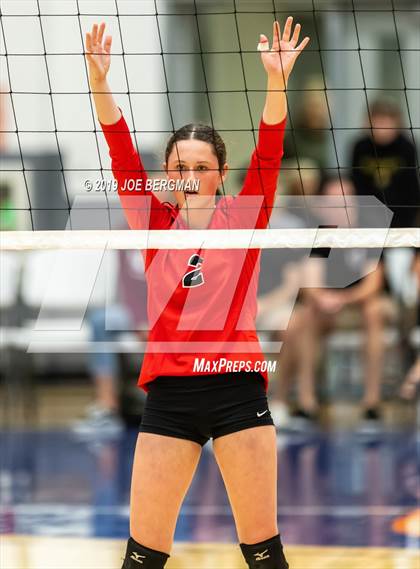 Thumbnail 2 in Mammoth vs. Kerman (CIF CS D5 Final) photogallery.