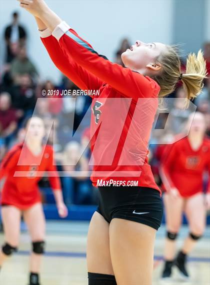Thumbnail 2 in Mammoth vs. Kerman (CIF CS D5 Final) photogallery.