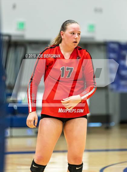 Thumbnail 2 in Mammoth vs. Kerman (CIF CS D5 Final) photogallery.