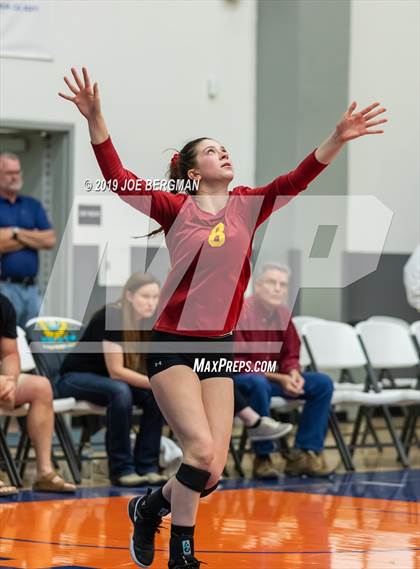 Thumbnail 3 in Mammoth vs. Kerman (CIF CS D5 Final) photogallery.