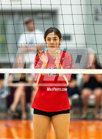 Thumbnail 2 in Mammoth vs. Kerman (CIF CS D5 Final) photogallery.