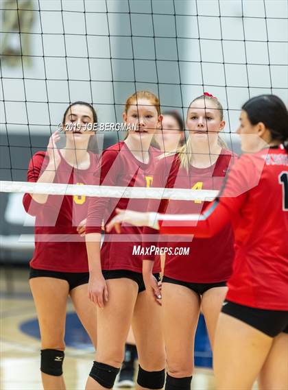 Thumbnail 3 in Mammoth vs. Kerman (CIF CS D5 Final) photogallery.
