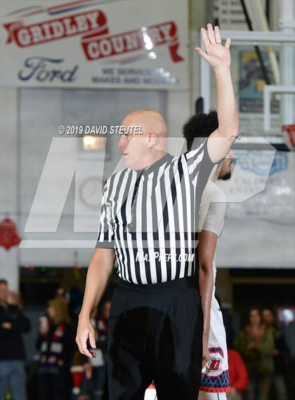 Thumbnail 1 in Archbishop Riordan vs. Dublin (Gridley Invitational) photogallery.