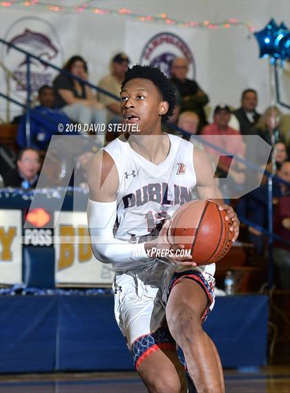 Thumbnail 2 in Archbishop Riordan vs. Dublin (Gridley Invitational) photogallery.