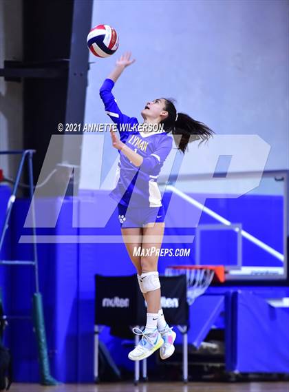 Thumbnail 3 in Winter Park vs. Lyman (Nike Tournament of Champions) photogallery.