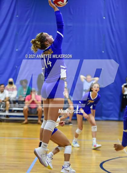Thumbnail 1 in Winter Park vs. Lyman (Nike Tournament of Champions) photogallery.