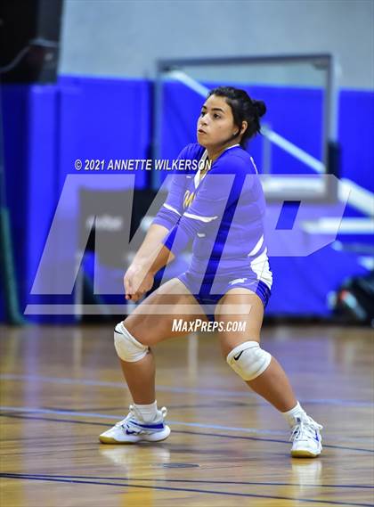 Thumbnail 1 in Winter Park vs. Lyman (Nike Tournament of Champions) photogallery.