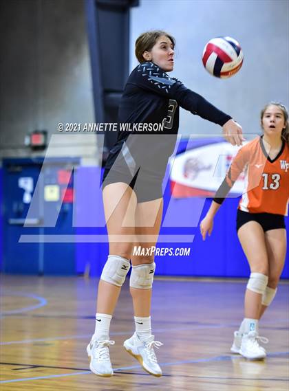 Thumbnail 3 in Winter Park vs. Lyman (Nike Tournament of Champions) photogallery.