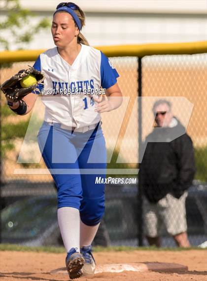 Thumbnail 2 in Muskego vs Oak Creek (WIAA Division 1 Sectional Semifinal) photogallery.