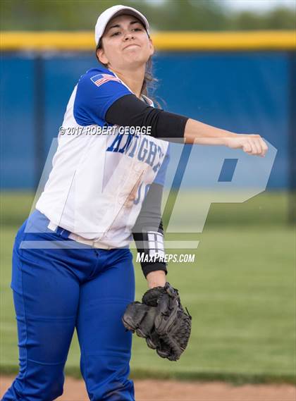 Thumbnail 3 in Muskego vs Oak Creek (WIAA Division 1 Sectional Semifinal) photogallery.