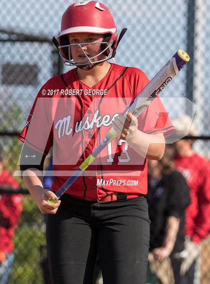 Thumbnail 3 in Muskego vs Oak Creek (WIAA Division 1 Sectional Semifinal) photogallery.