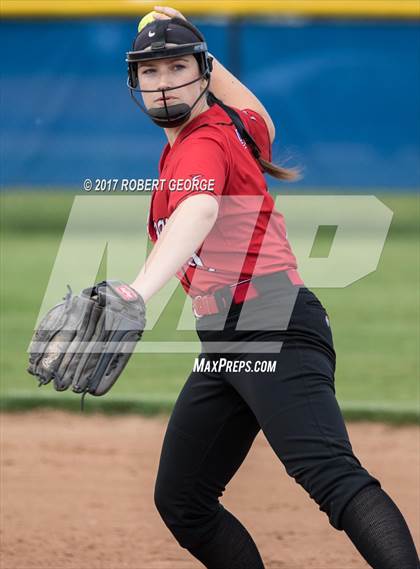 Thumbnail 2 in Muskego vs Oak Creek (WIAA Division 1 Sectional Semifinal) photogallery.