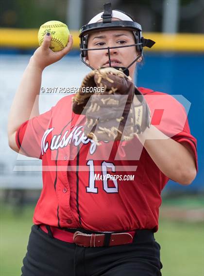 Thumbnail 2 in Muskego vs Oak Creek (WIAA Division 1 Sectional Semifinal) photogallery.