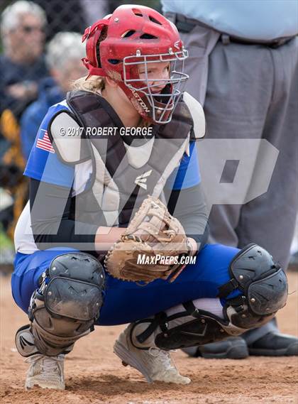 Thumbnail 1 in Muskego vs Oak Creek (WIAA Division 1 Sectional Semifinal) photogallery.