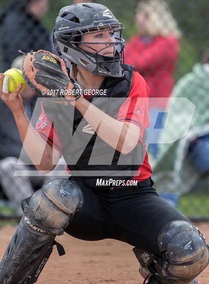 Thumbnail 3 in Muskego vs Oak Creek (WIAA Division 1 Sectional Semifinal) photogallery.