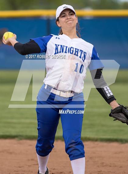 Thumbnail 1 in Muskego vs Oak Creek (WIAA Division 1 Sectional Semifinal) photogallery.